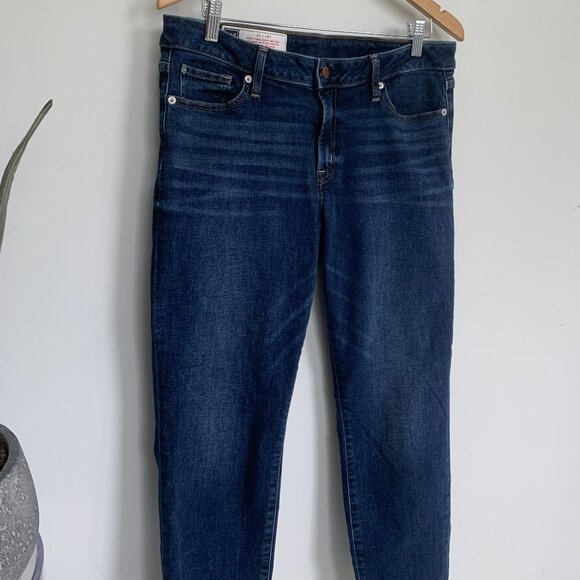 Gap  Mid Rise Curvy True Skinny Jeans Dark Indigo 33 / 16 - Picture 8 of 12